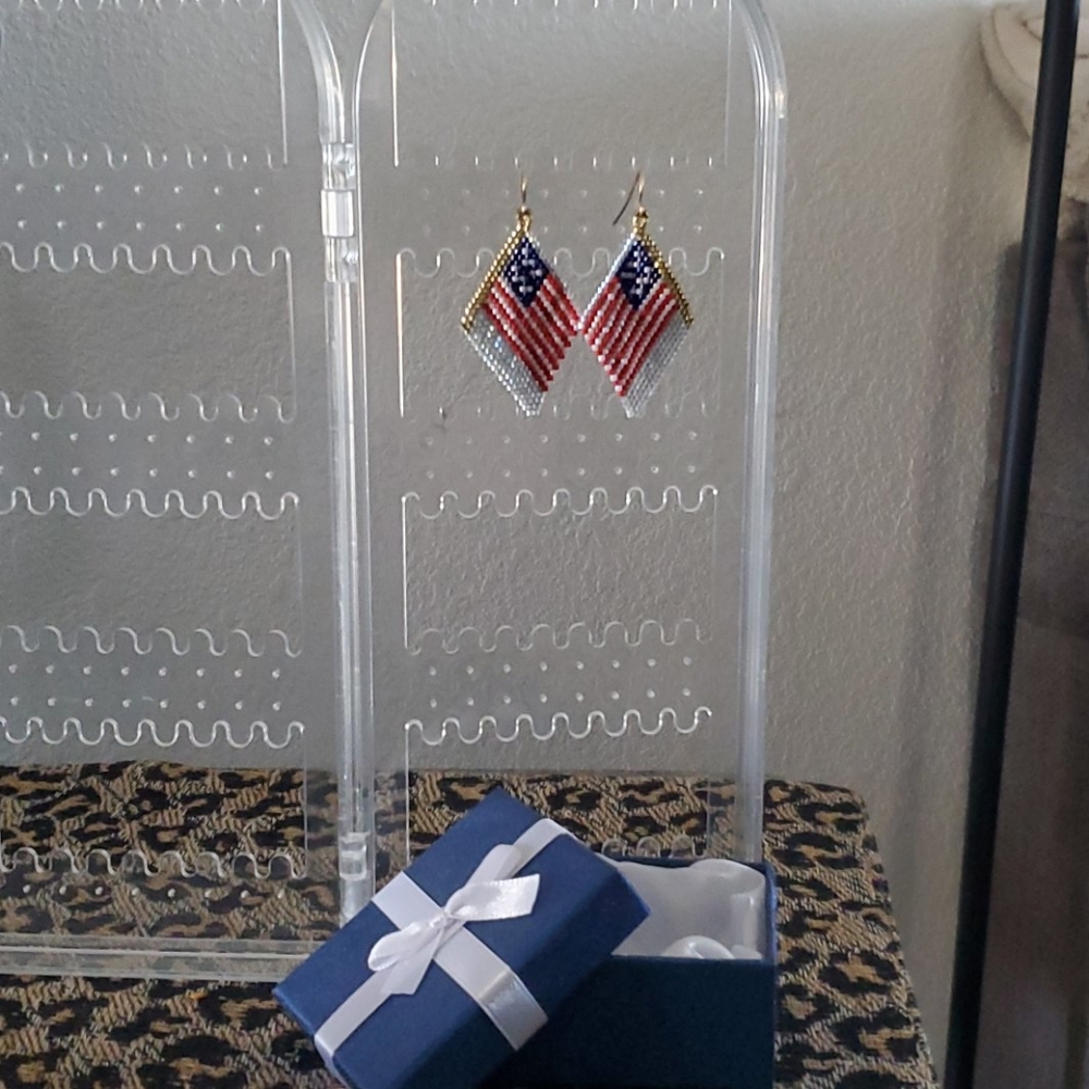 Hand made beaded earrings, America flag